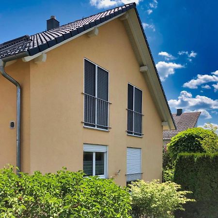 2 Zimmer Apartment, 70 Qm, Max 4 Pers, Private Terasse, 2 Parkplaetze, Internet 250 Mbit 加特林根 外观 照片