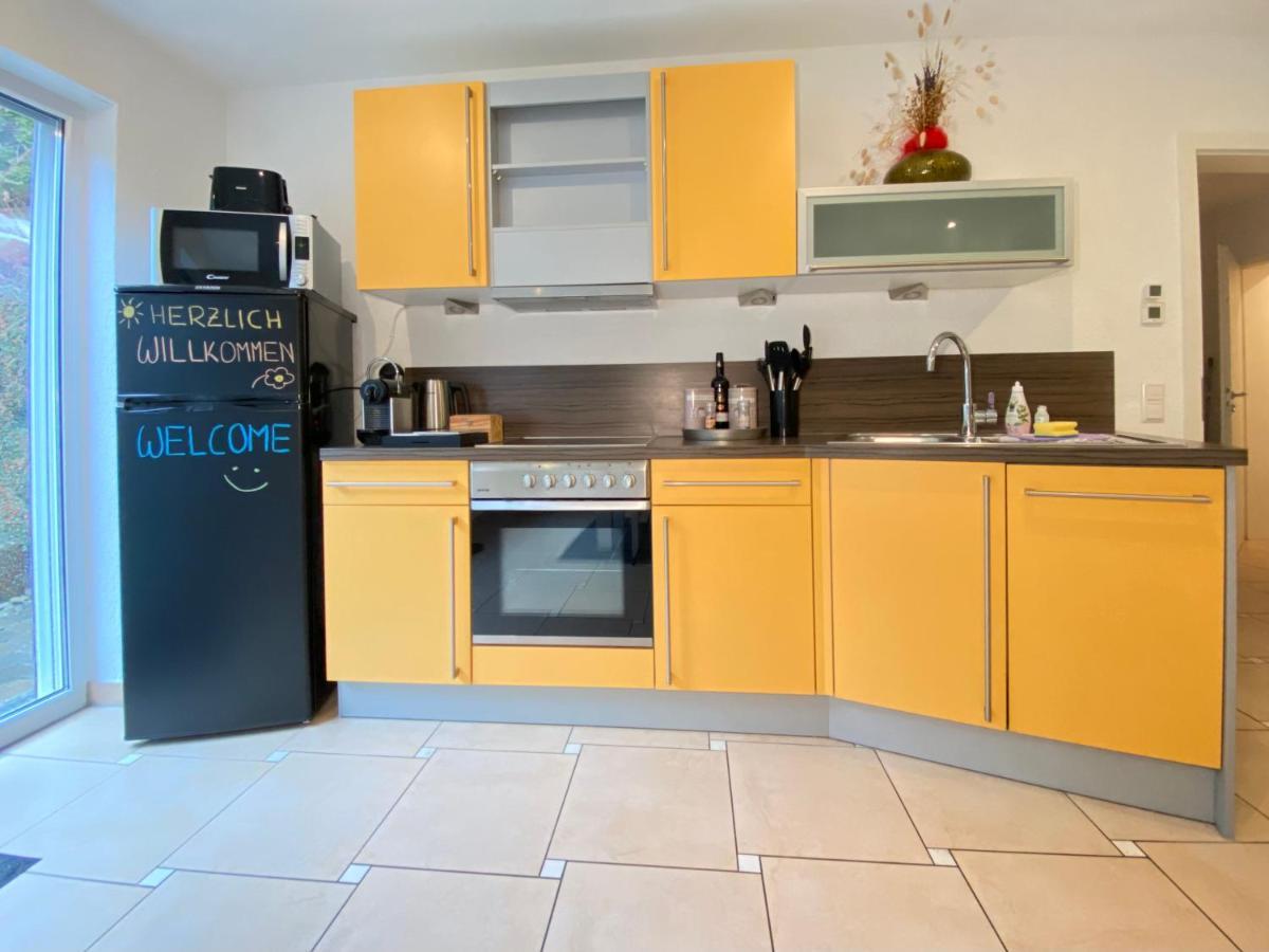 2 Zimmer Apartment, 70 Qm, Max 4 Pers, Private Terasse, 2 Parkplaetze, Internet 250 Mbit 加特林根 外观 照片